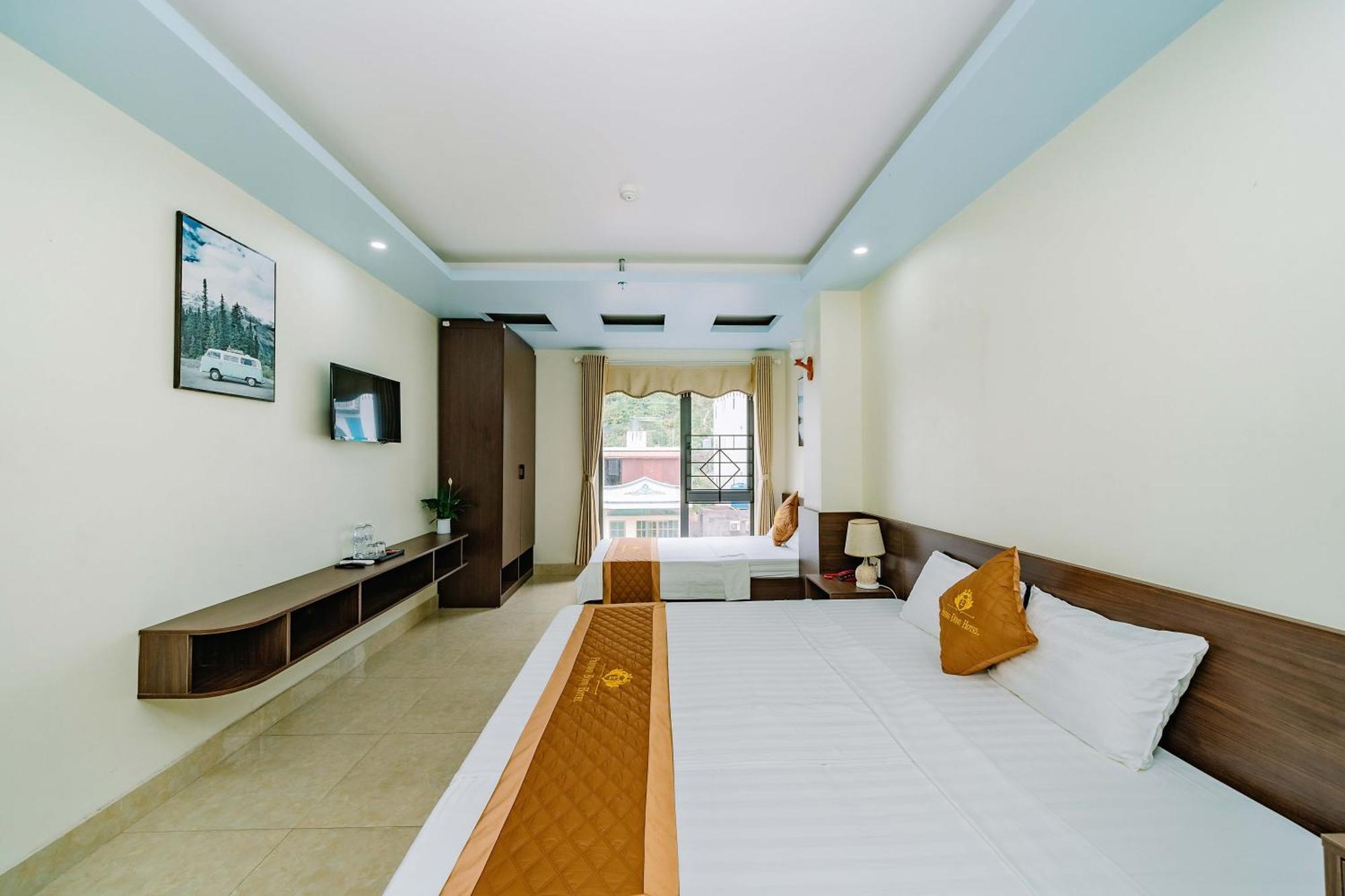 Phuong Dong Hotel Dong Khe Sau Exteriör bild