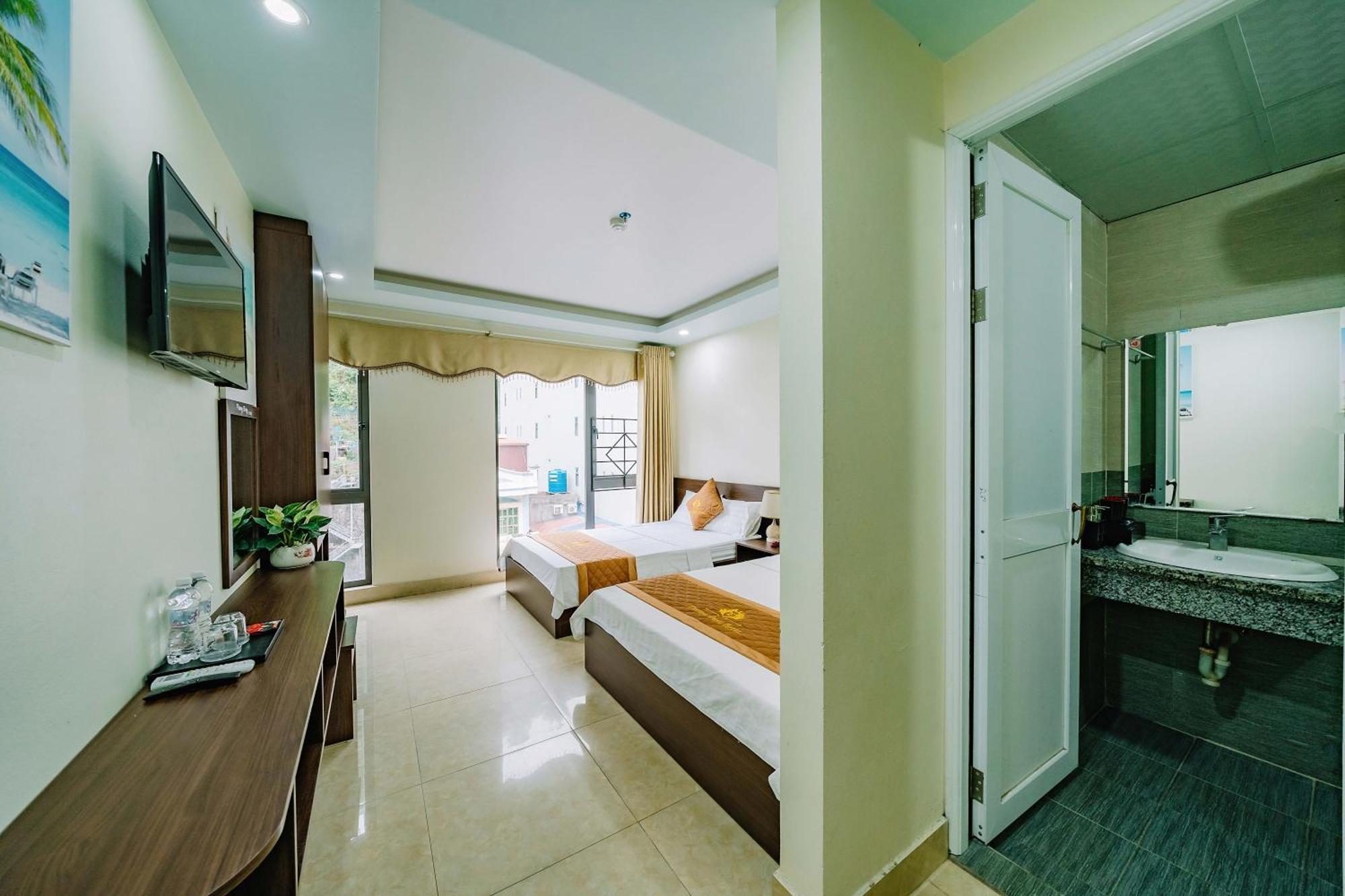 Phuong Dong Hotel Dong Khe Sau Exteriör bild